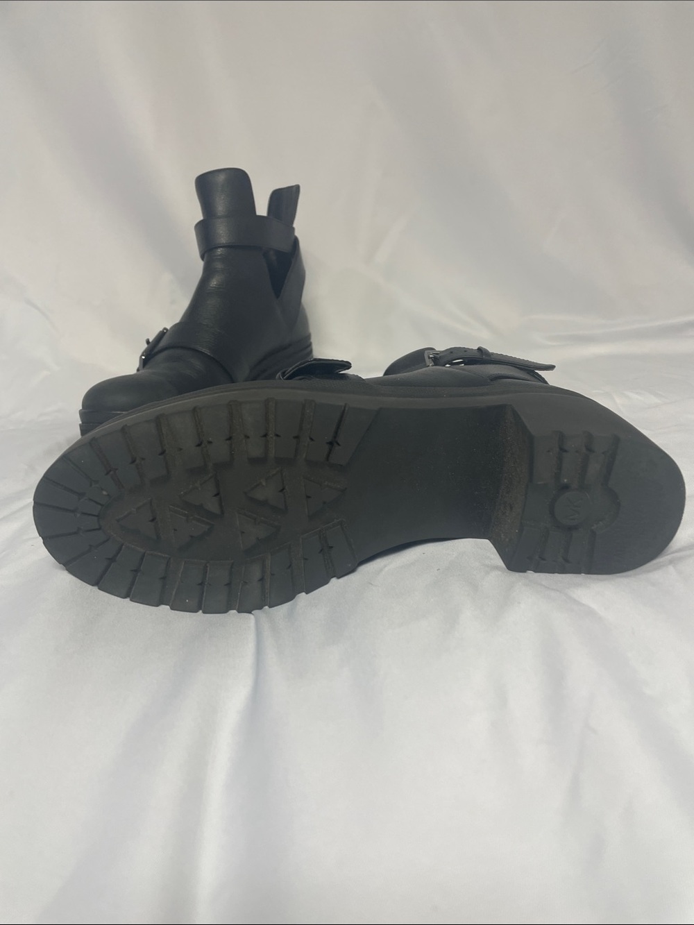 Michael Kors Black Leather Ankle Boots - Picture 9 of 12